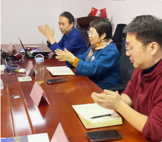 QQ20251027-171112 QQ20251027-171112